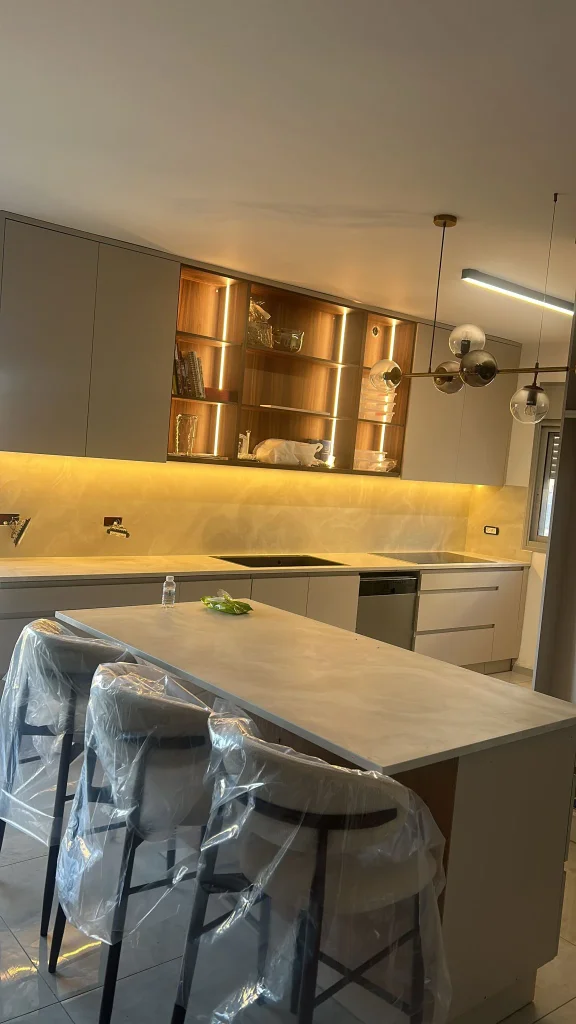 התקנת שיש אוניקס ביאנקו בעתלית